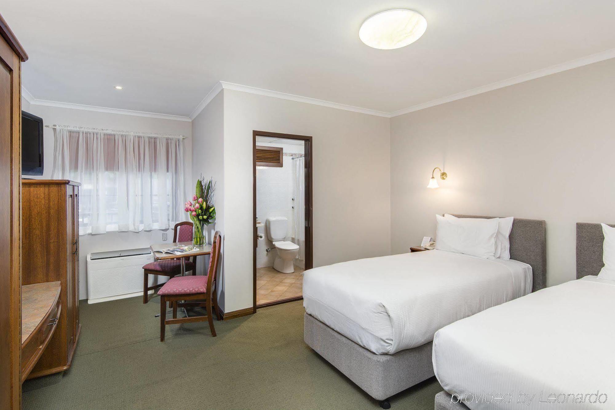 Adelaide Inn Εξωτερικό φωτογραφία
