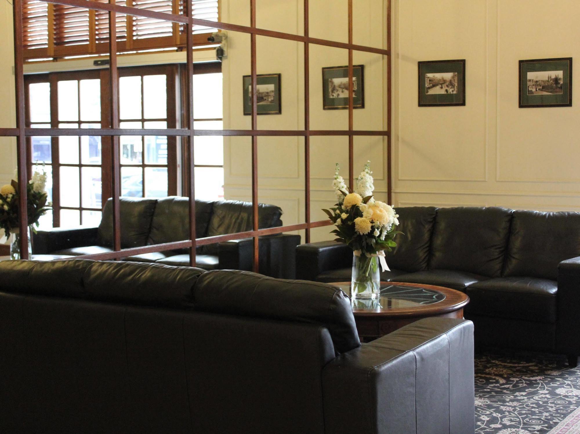 Adelaide Inn Εξωτερικό φωτογραφία